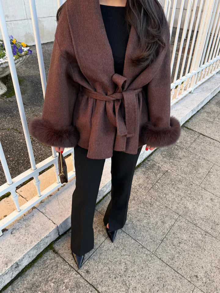 Aurora | Luxurious and elegant women's wool coat