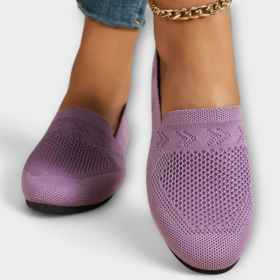 Jasz | Chic and Lightweight Loafers