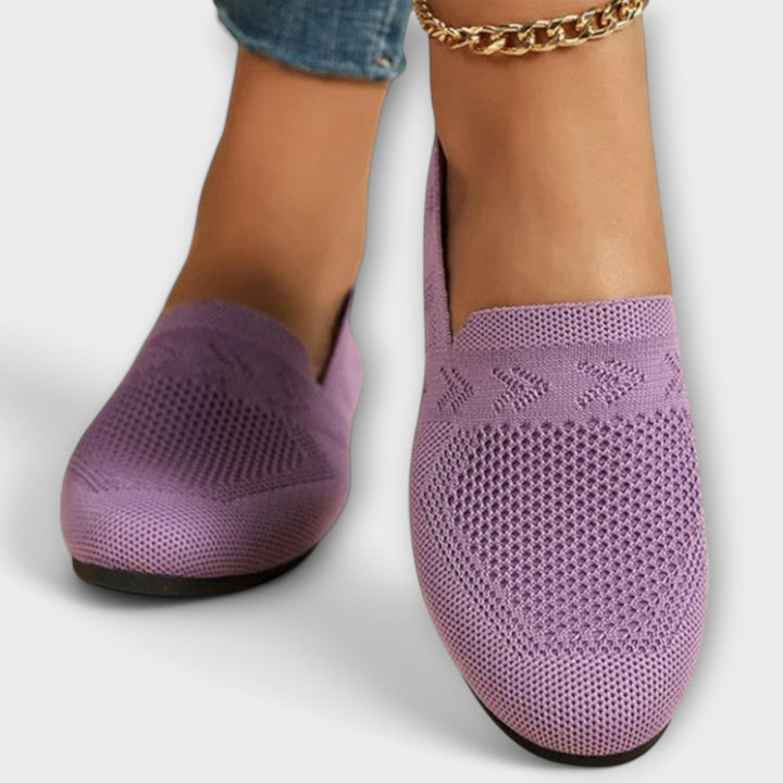 Jasz | Chic and Lightweight Loafers