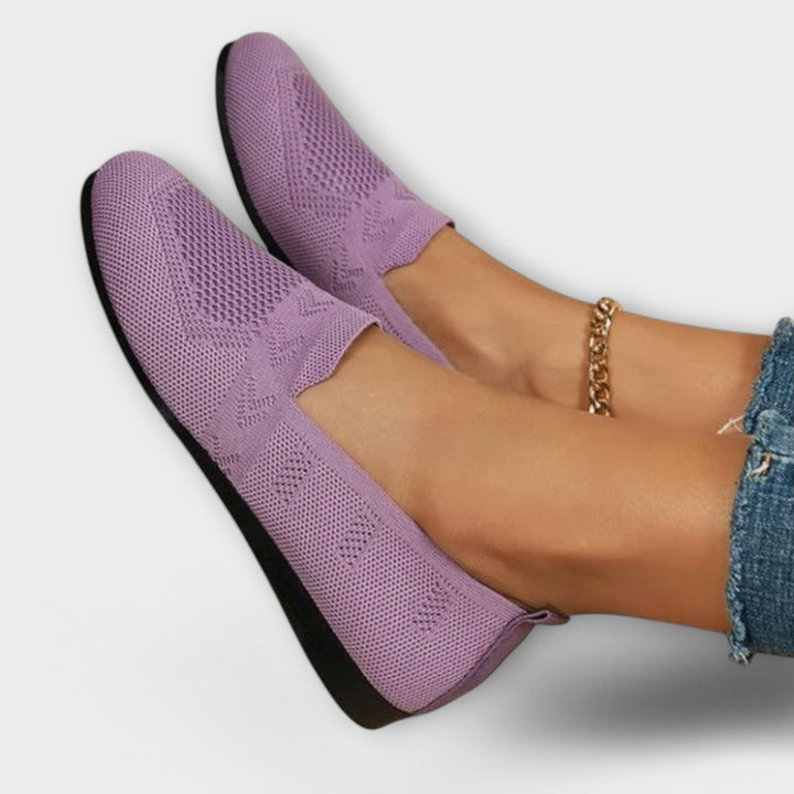 Jasz | Chic and Lightweight Loafers