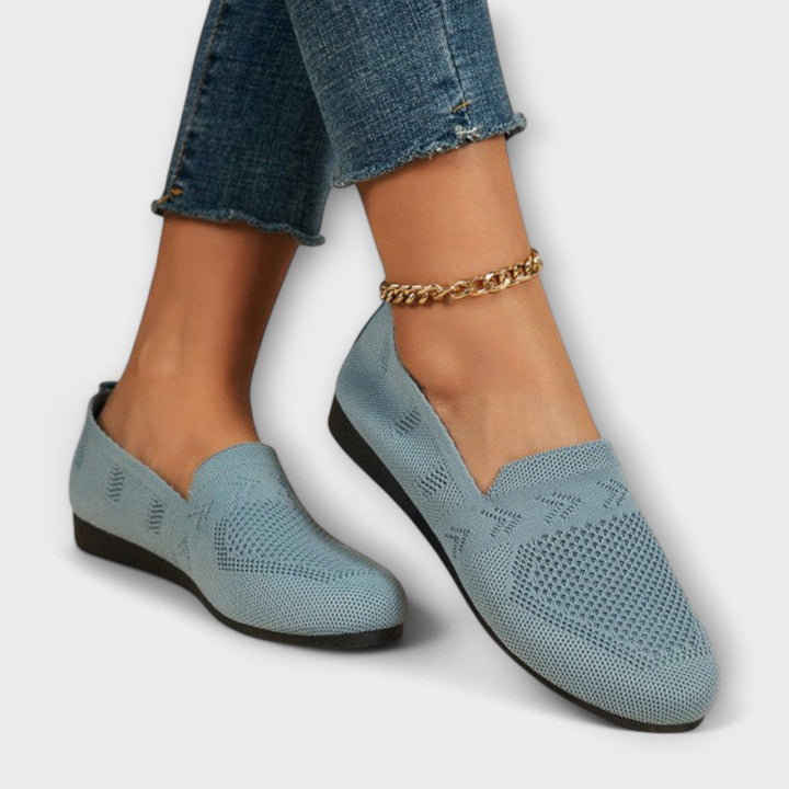 Jasz | Chic and Lightweight Loafers