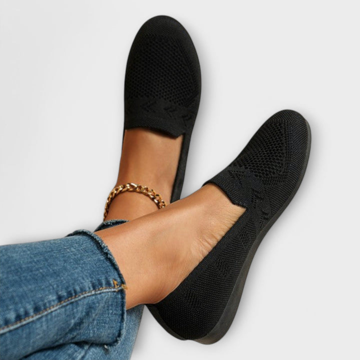 Jasz | Chic and Lightweight Loafers