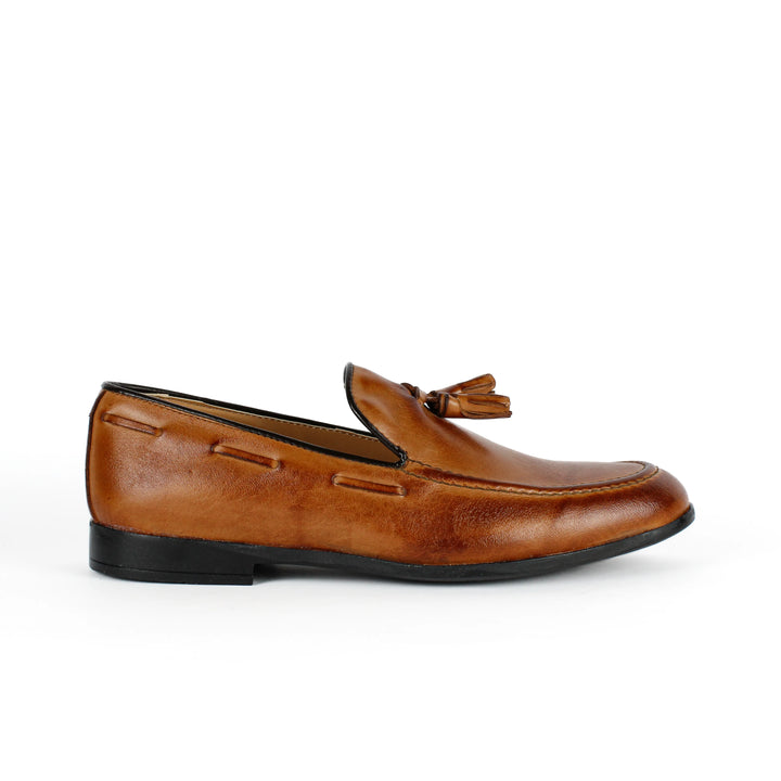 Leather Loafers with Tassels in Cognac