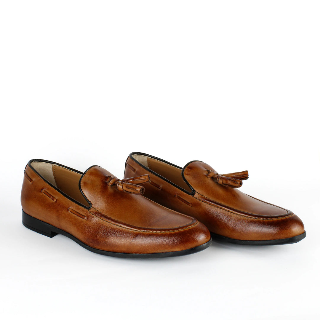 Leather Loafers with Tassels in Cognac