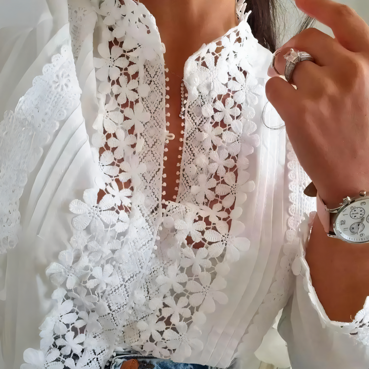 Sara | Blooming Floral Top