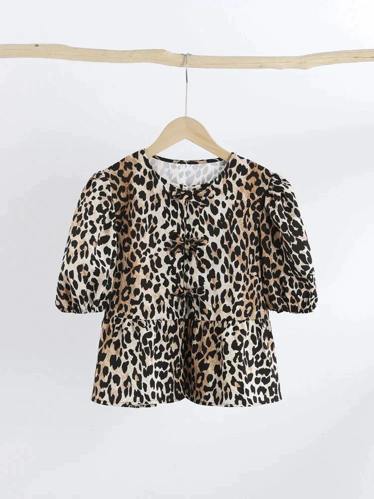 Jo | Bow-Embellished Top