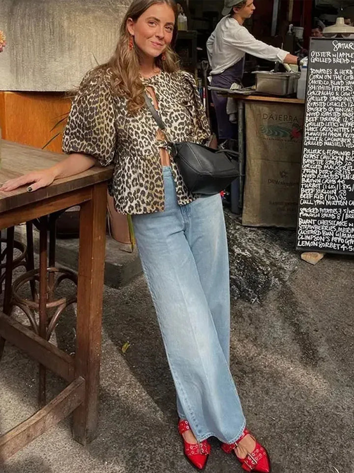 Jo | Bow-Embellished Top