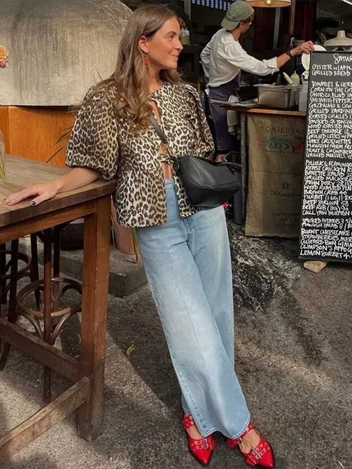 Jo | Bow-Embellished Top